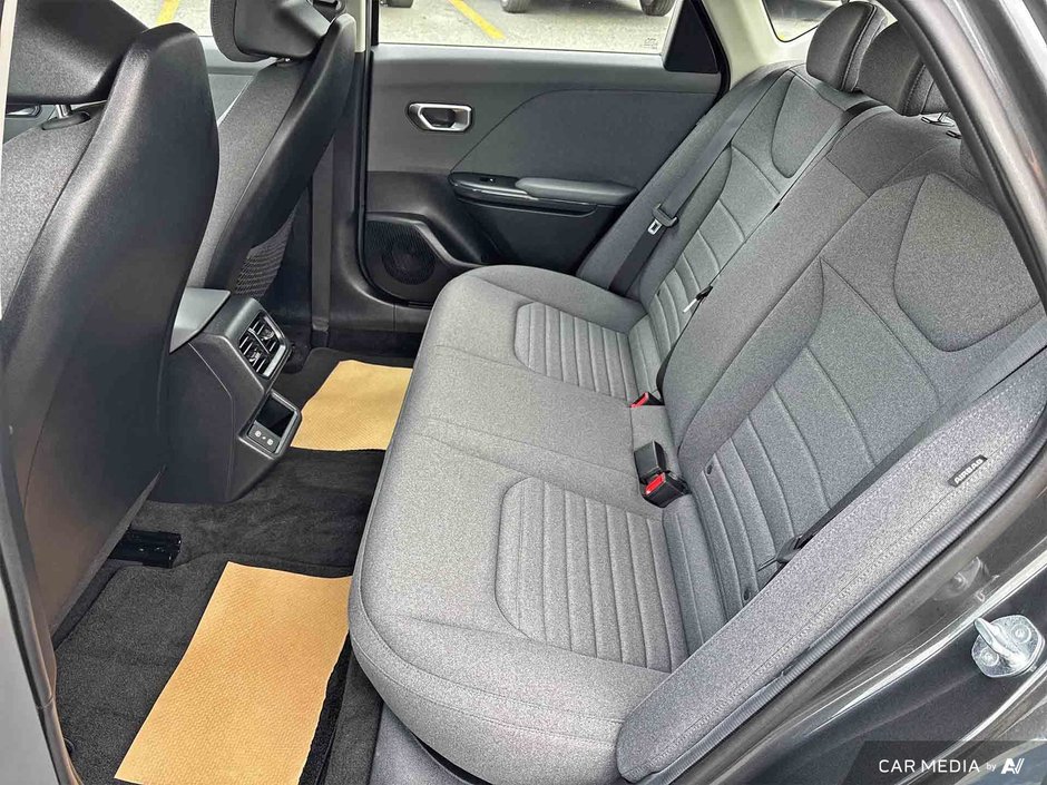 2025 Kia K4 EX-12