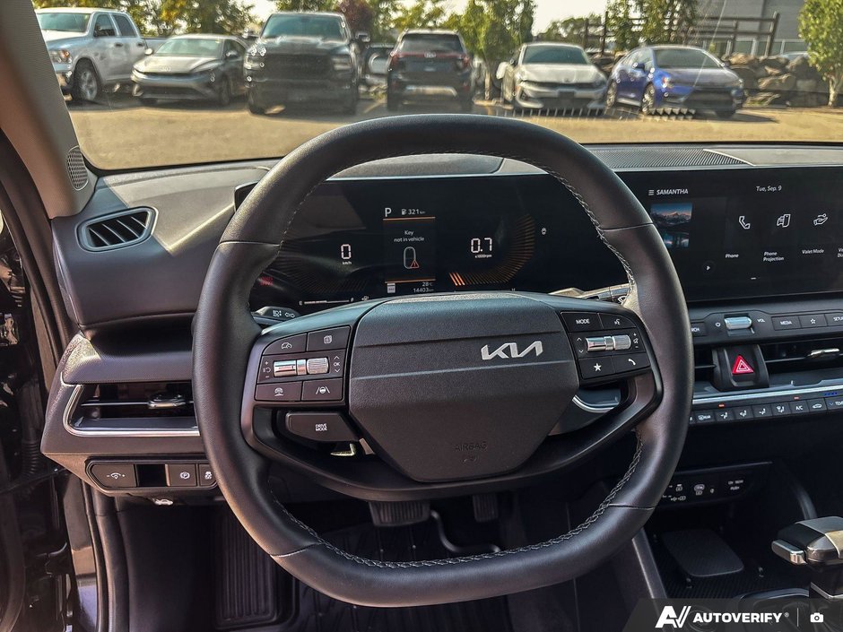 2025 Kia K4 EX-7