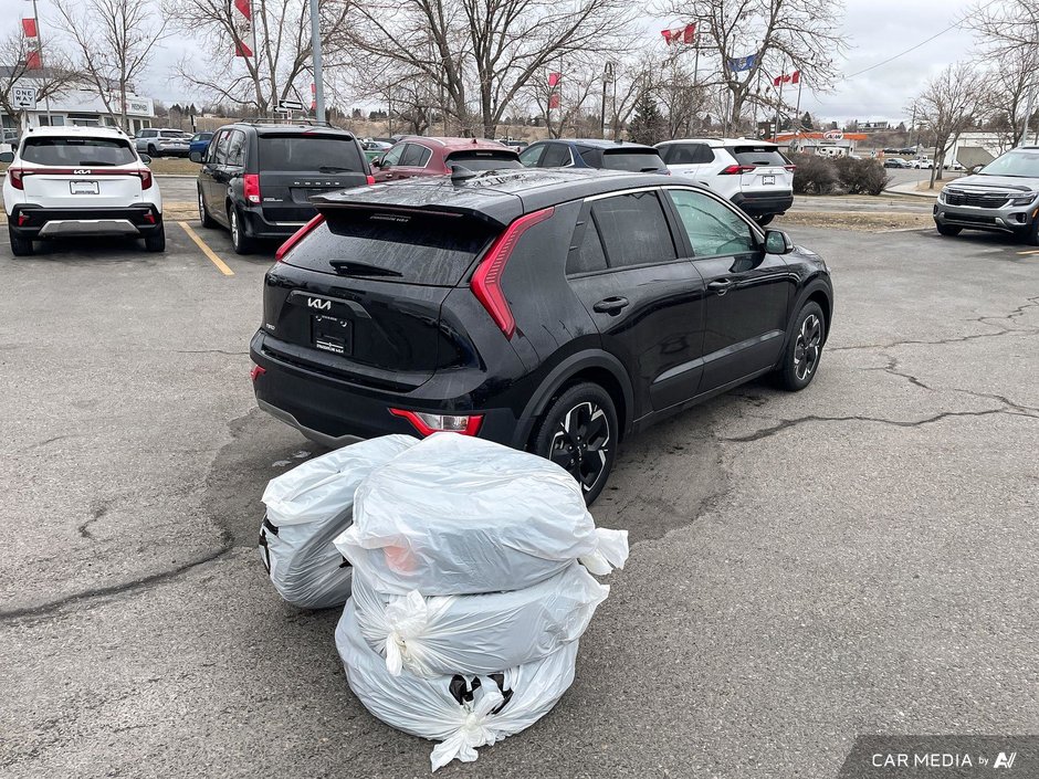 2023 Kia Niro EV PREMIUM-7