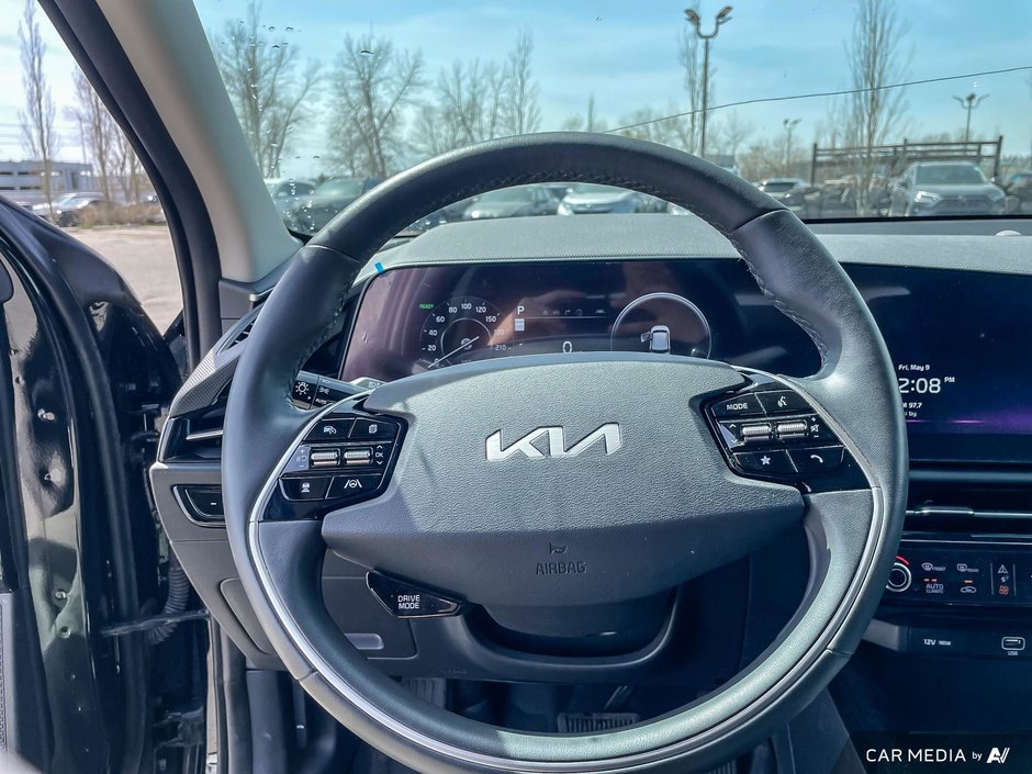 2023 Kia Niro EV PREMIUM +-8