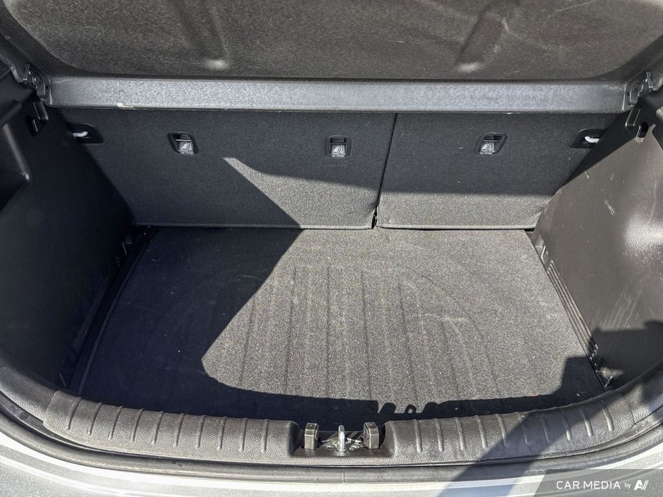 2023 Kia Rio 5-door LX PREMIUM-5