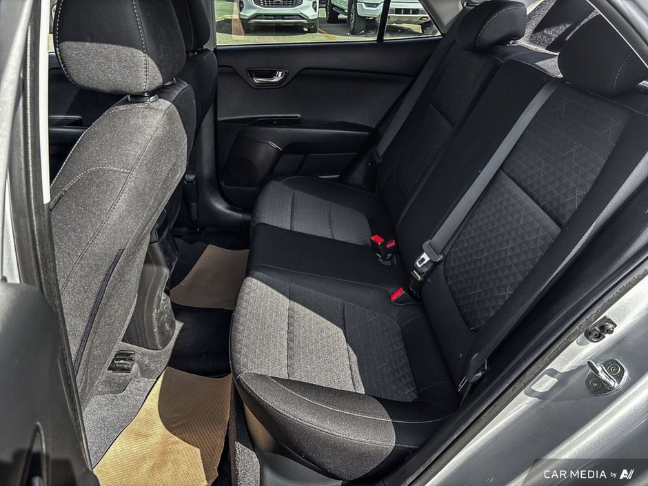 2023 Kia Rio 5-door LX PREMIUM-14