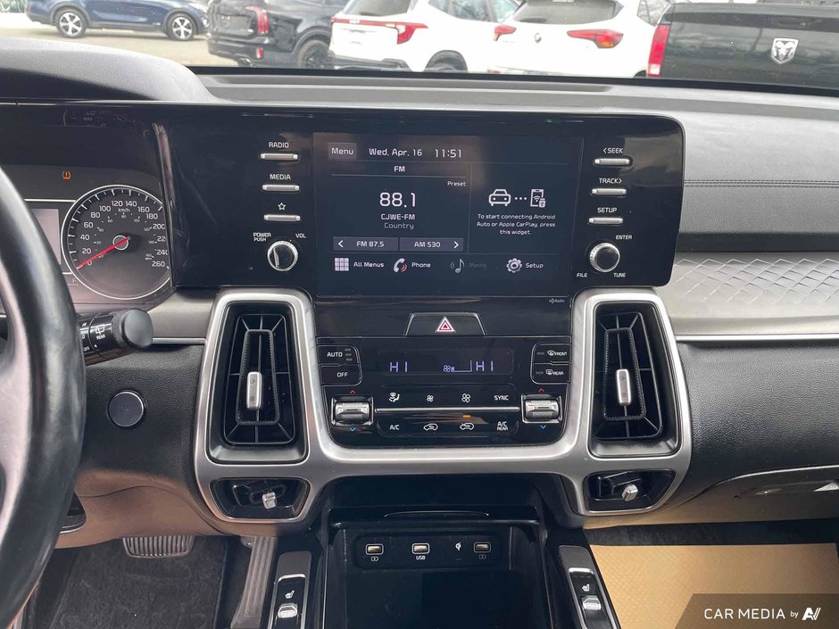 2021 Kia Sorento LX PREMIUM-9