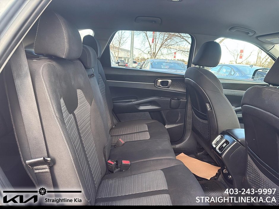 2021 Kia Sorento LX +-11