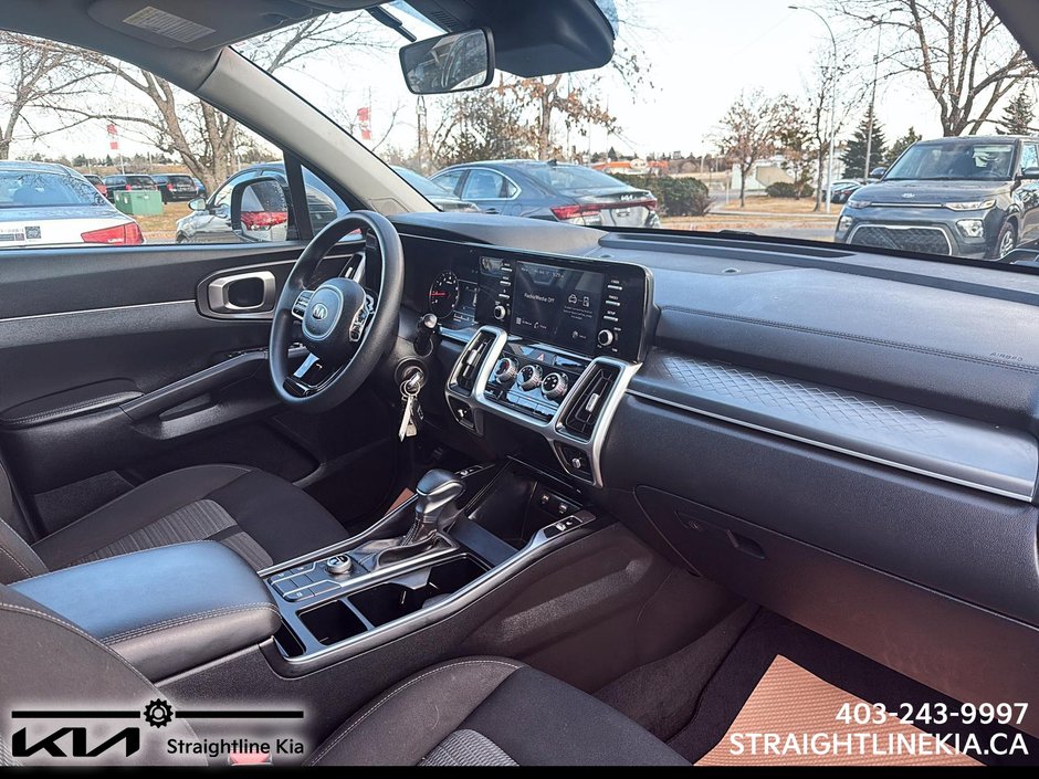 2021 Kia Sorento LX +-10