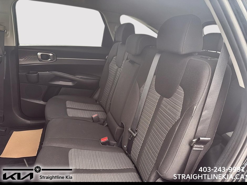 2025 Kia SORENTO LX-16