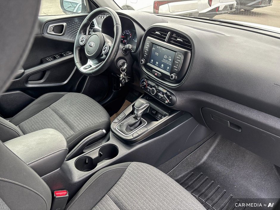 2020 Kia Soul EX-10