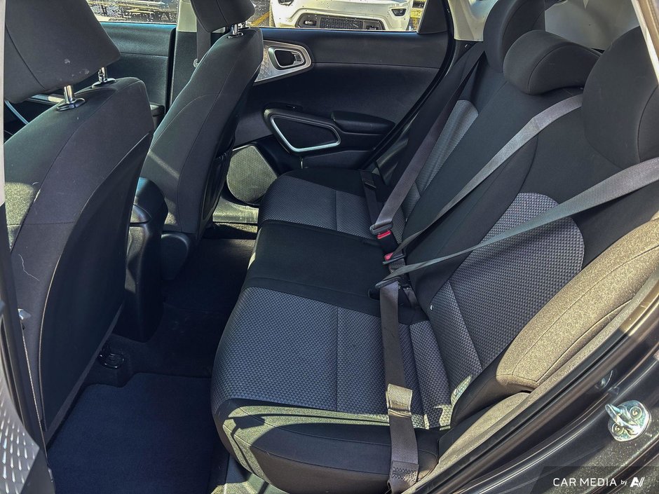 2021 Kia Soul LX-12
