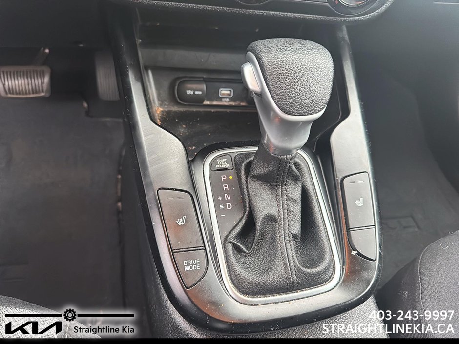 2022 Kia Soul EX+-12