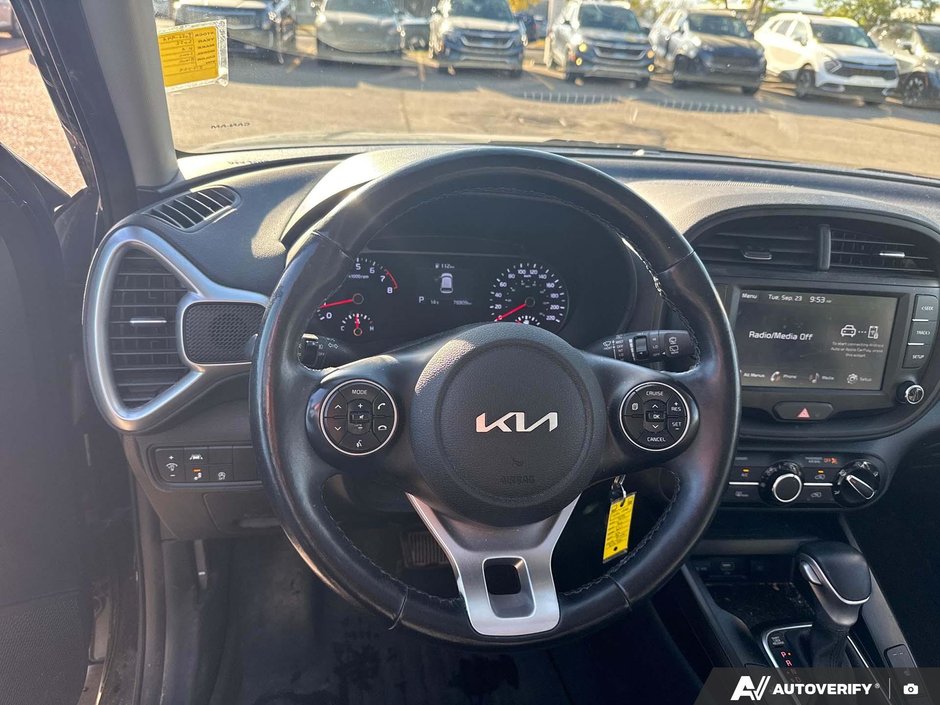 2022 Kia Soul EX+-11