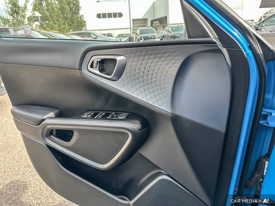 2024 Kia Soul EX-14
