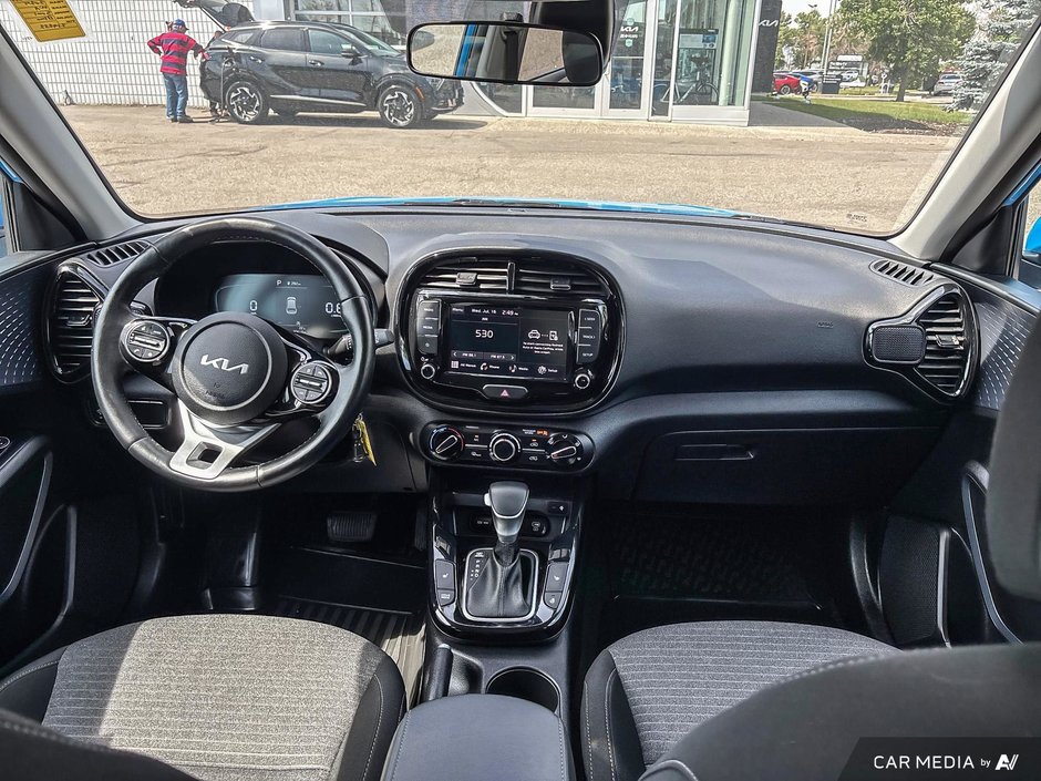 2024 Kia Soul EX-11