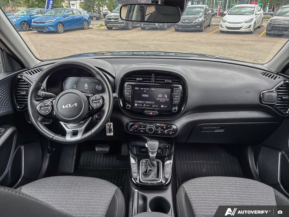 2024 Kia Soul EX IVT-11