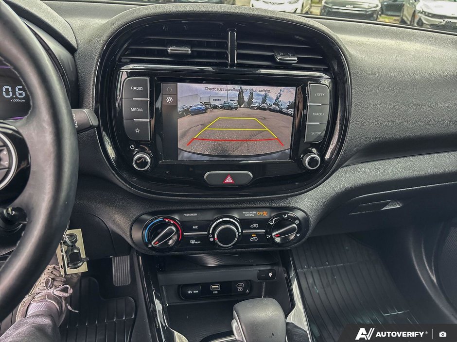 2024 Kia Soul EX IVT-8