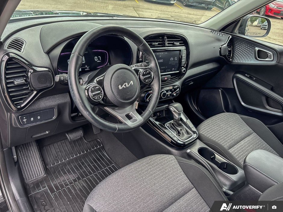 2024 Kia Soul EX IVT-6