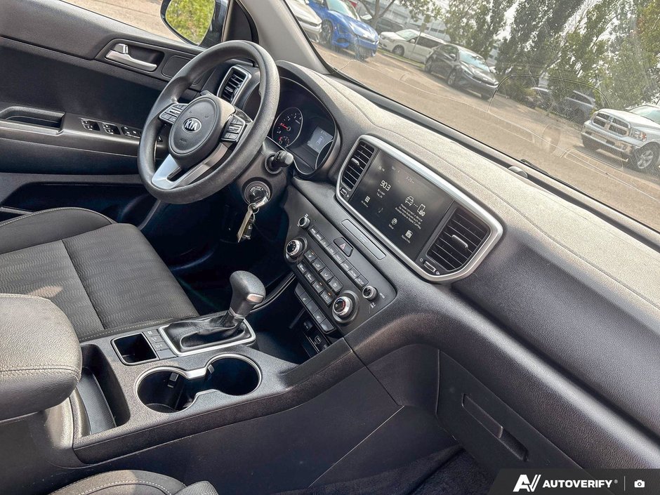 2022 Kia Sportage LX NIGHTSKY EDITION-10