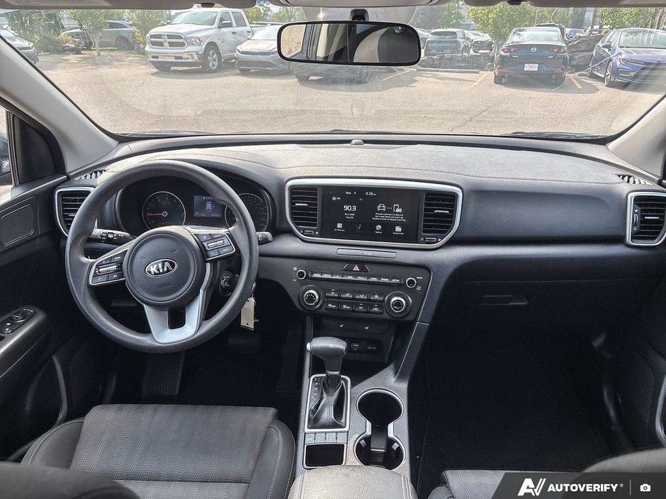 2022 Kia Sportage LX NIGHTSKY EDITION-11