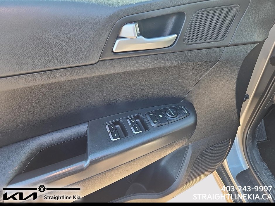 2022 Kia SPORTAGE EX S-9