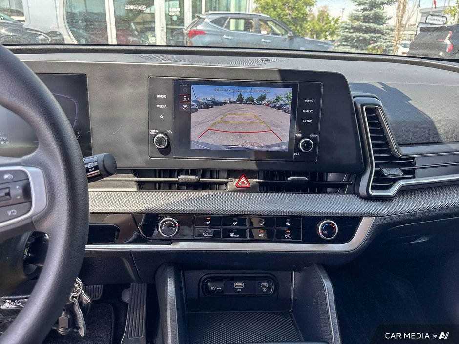 2023 Kia Sportage LX-8