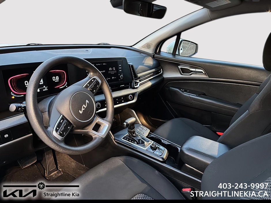2023 Kia SPORTAGE LX-8