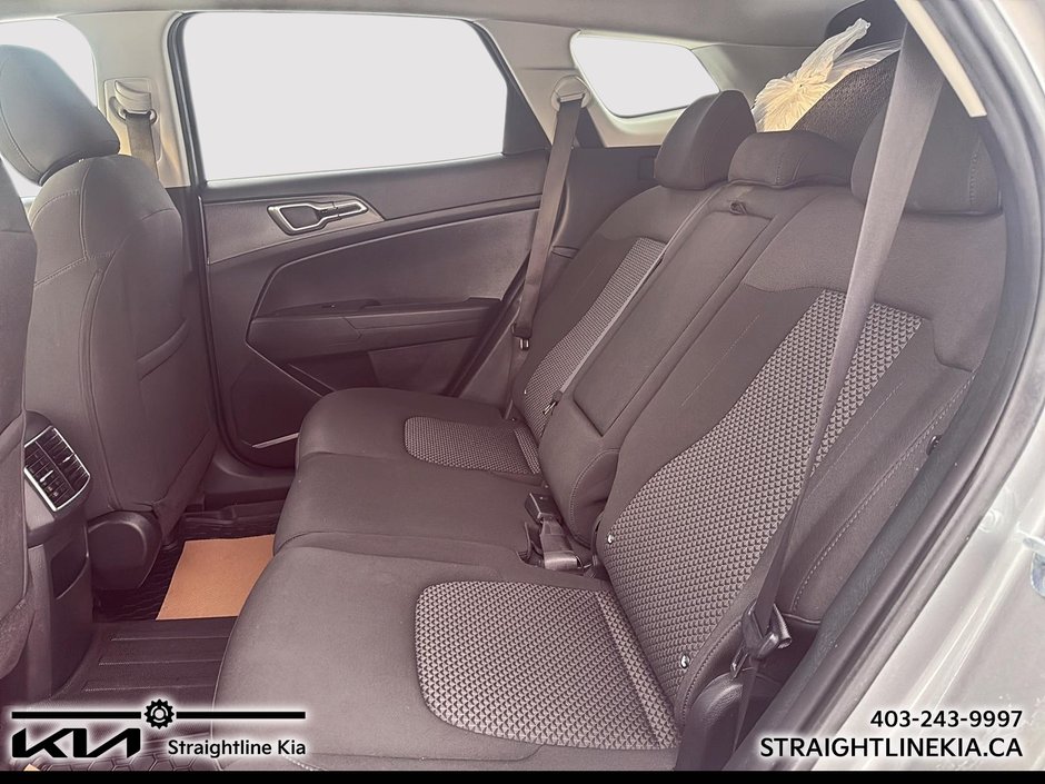 2025 Kia SPORTAGE LX-18