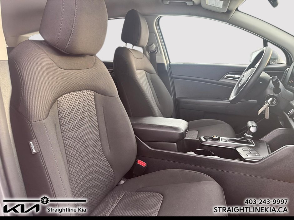 2025 Kia SPORTAGE LX-16