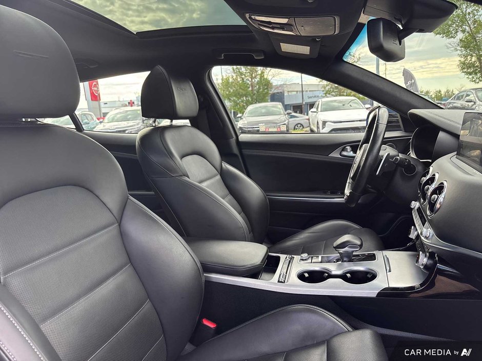 2020 Kia Stinger GT LIMITED-10