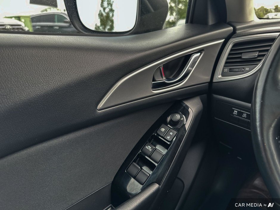 2018 Mazda 3 Sport GS-14
