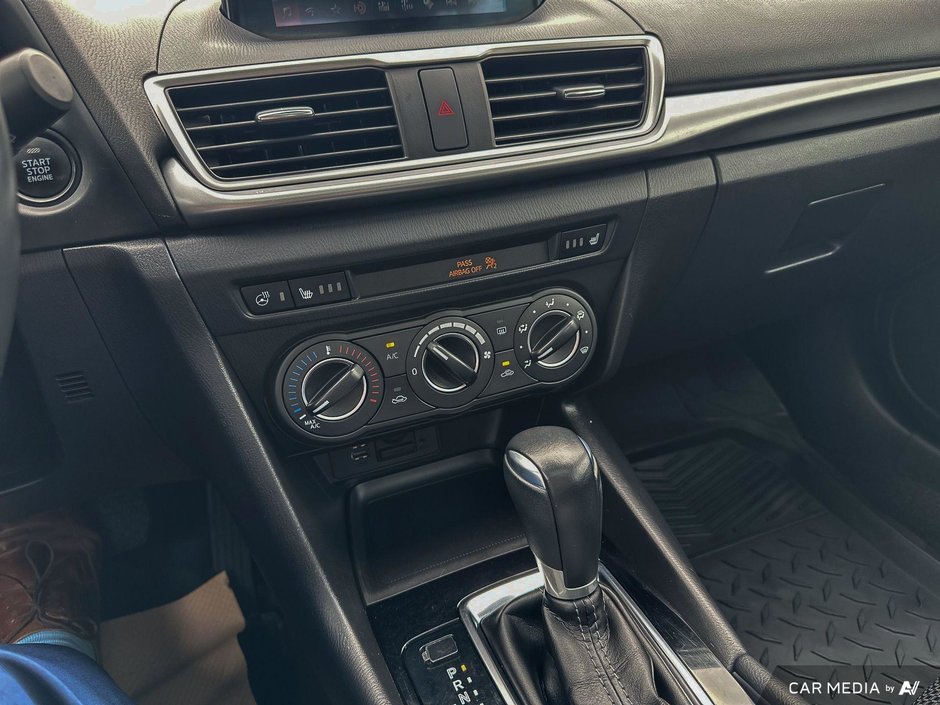 2018 Mazda 3 Sport GS-16