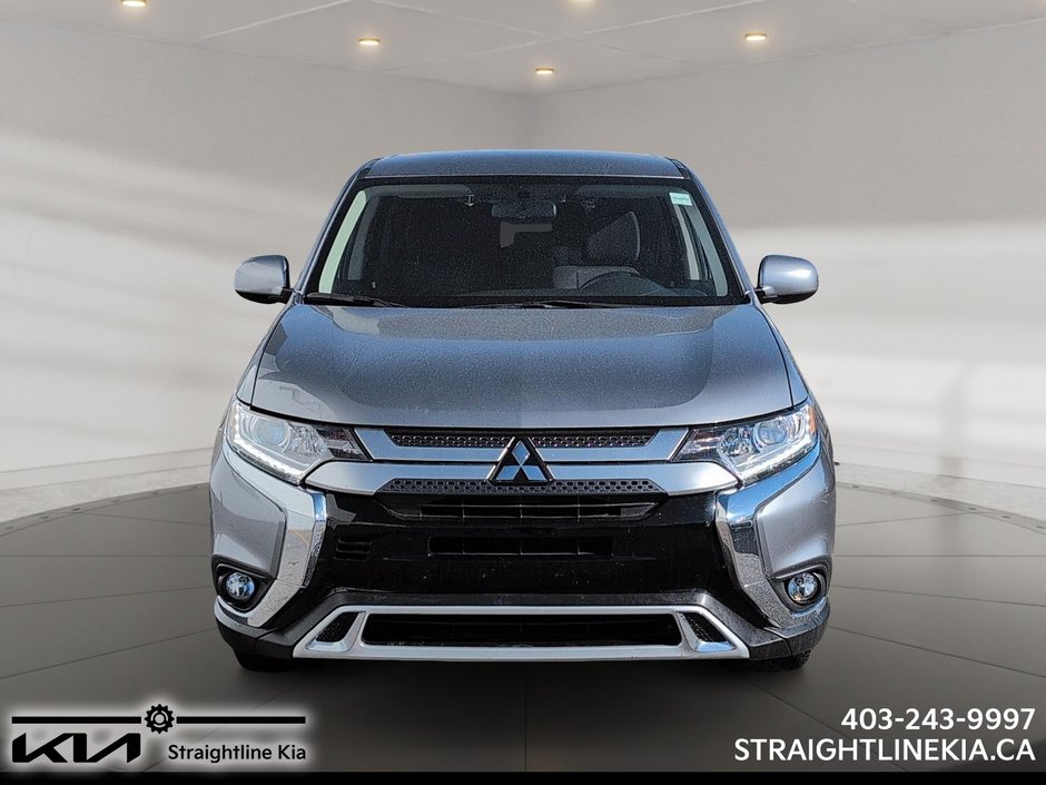 2020 Mitsubishi Outlander ES-1