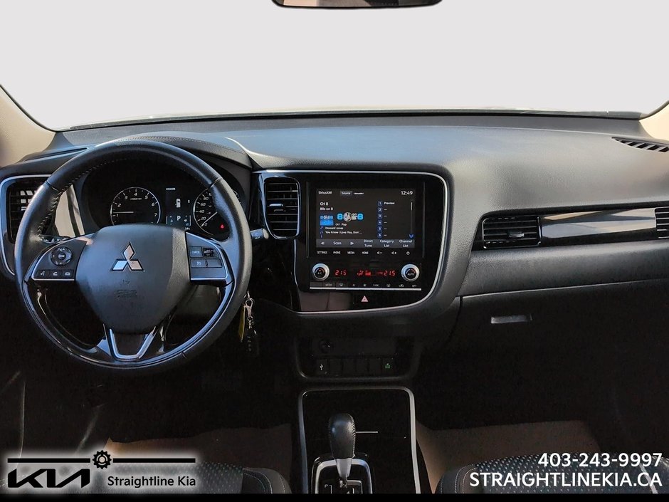 2020 Mitsubishi Outlander ES-7