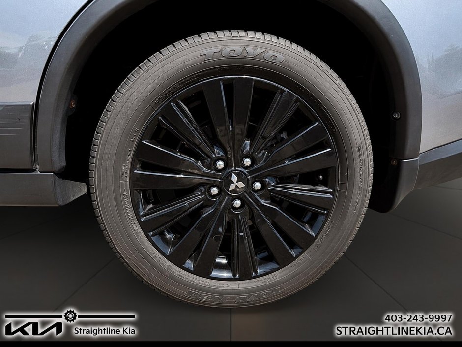 2020 Mitsubishi OUTLANDER SE-6