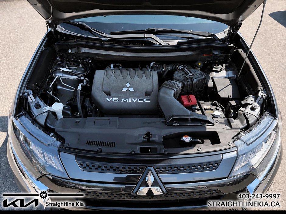 2020 Mitsubishi OUTLANDER SE-7