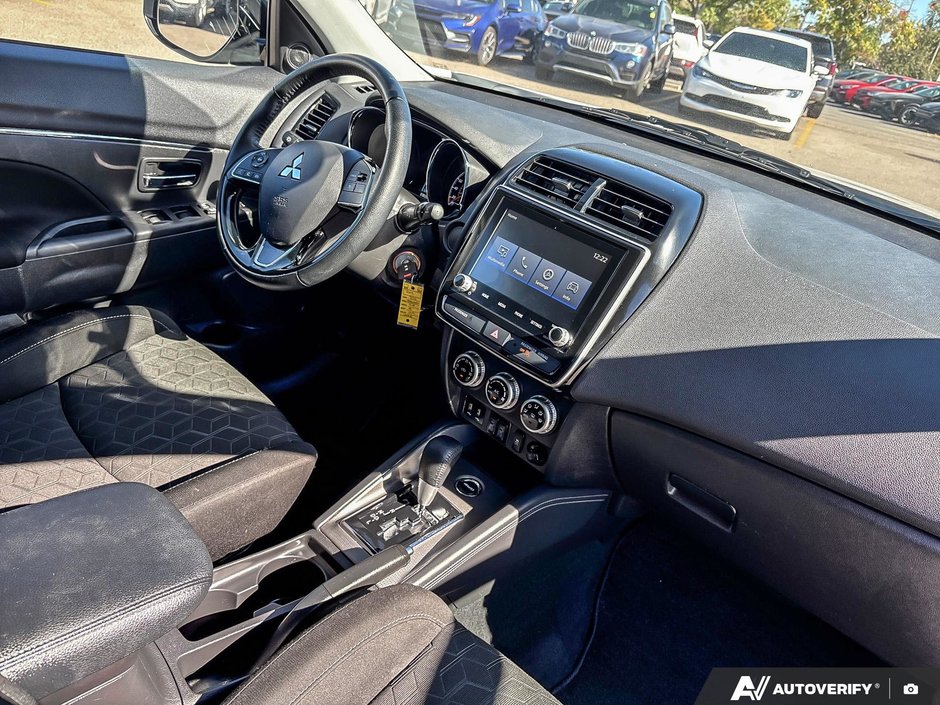 2024 Mitsubishi RVR SE-10