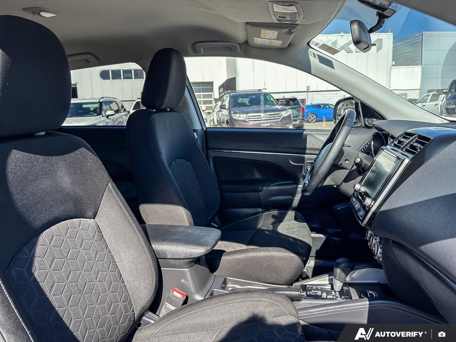 2024 Mitsubishi RVR SE-9