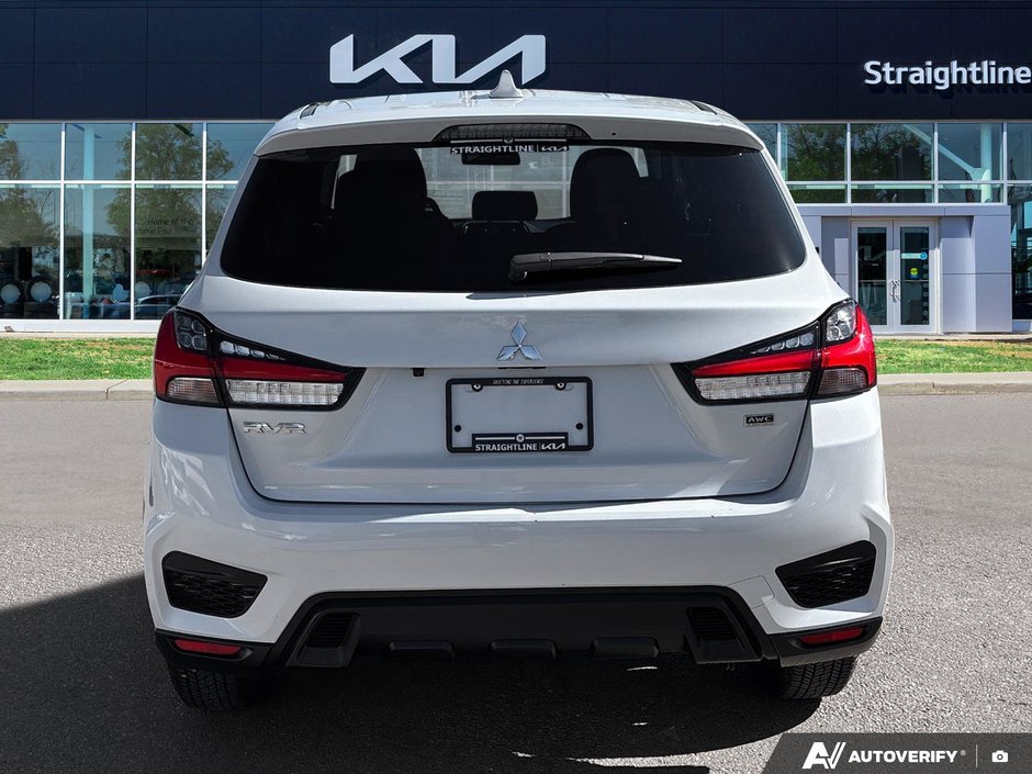 2024 Mitsubishi RVR SE-3
