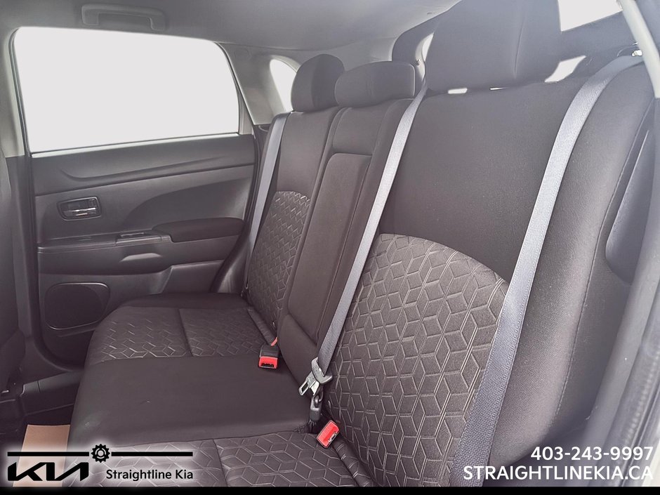 2024 Mitsubishi RVR SE-17