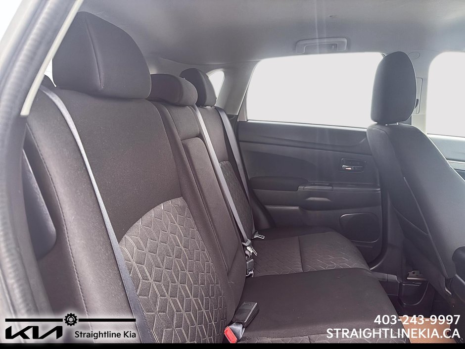 2024 Mitsubishi RVR SE-16