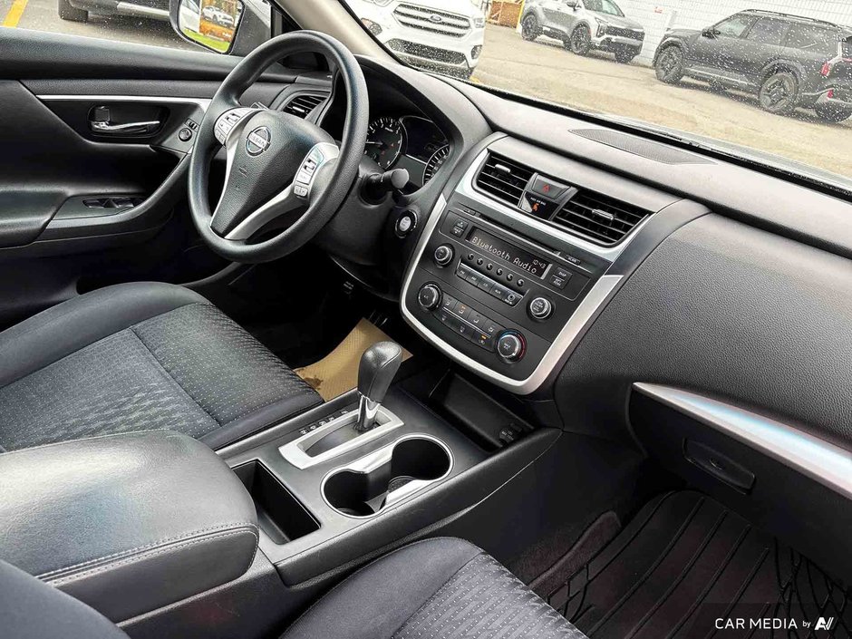 2016 Nissan Altima 2.5-10