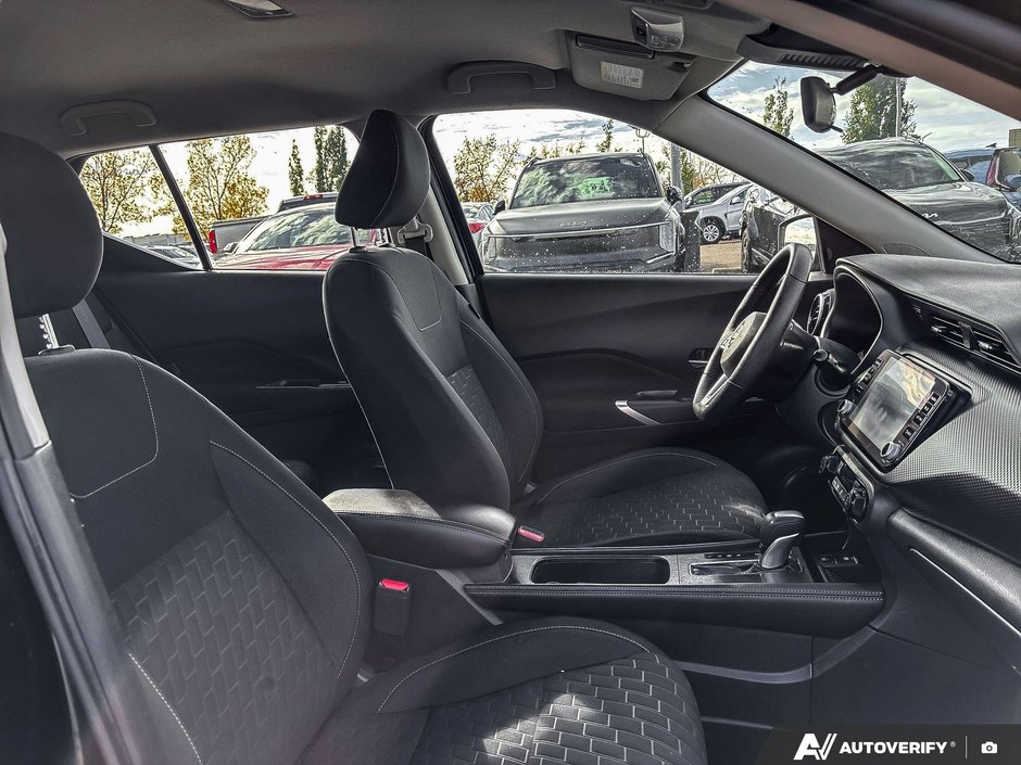 2022 Nissan Kicks SV-10
