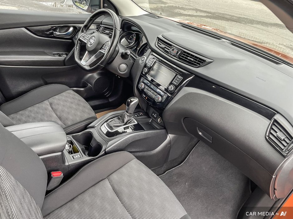 2023 Nissan Qashqai SV-11