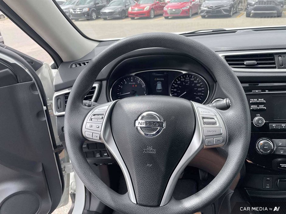 2014 Nissan Rogue SV-8