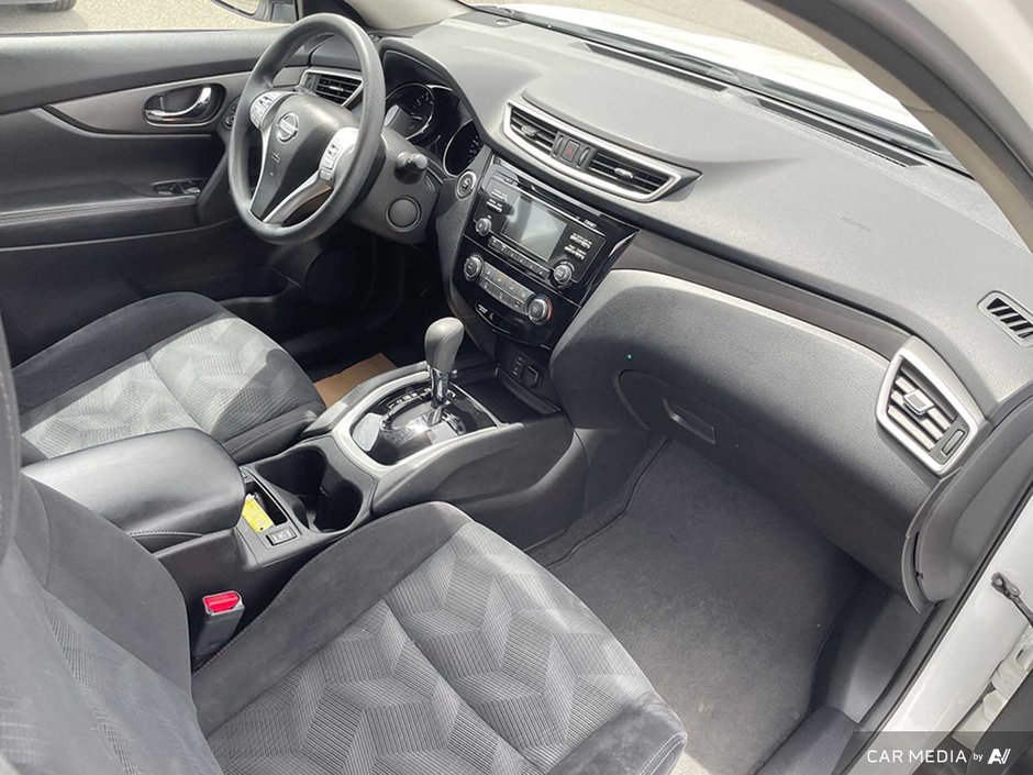 2014 Nissan Rogue SV-11