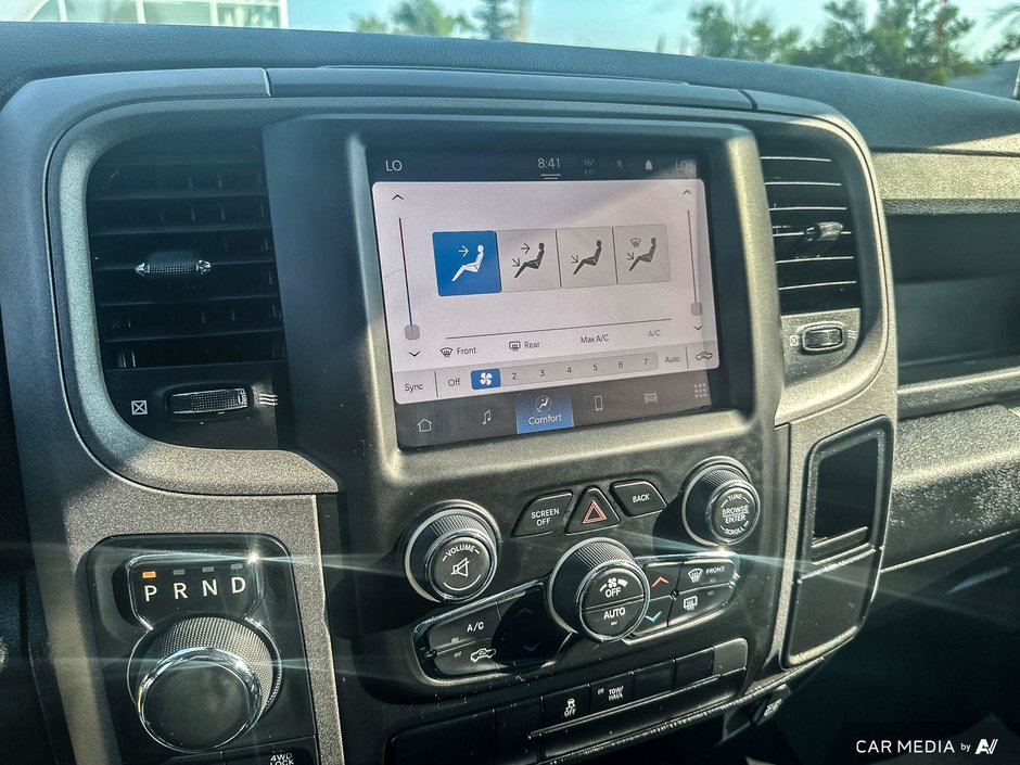 2024 Ram 1500 Classic TRADESMAN-16