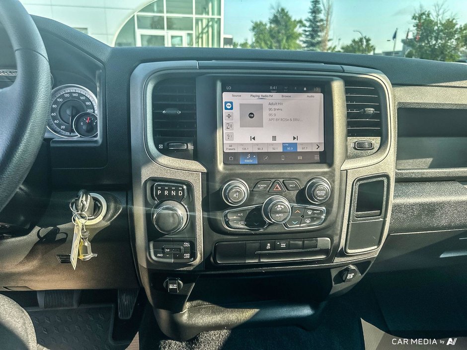 2024 Ram 1500 Classic TRADESMAN-15