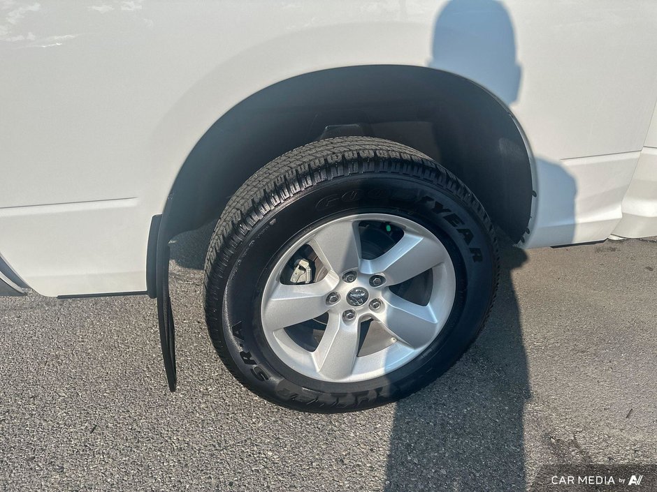 2024 Ram 1500 Classic TRADESMAN-7