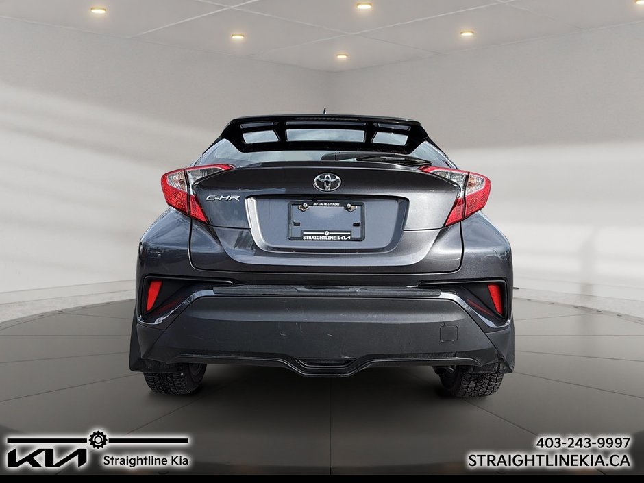 2021 Toyota C-HR XLE PREMIUM-2