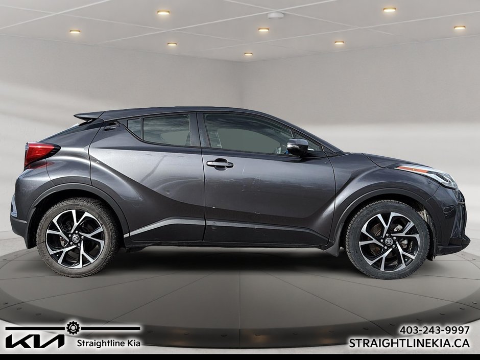 2021 Toyota C-HR XLE PREMIUM-3
