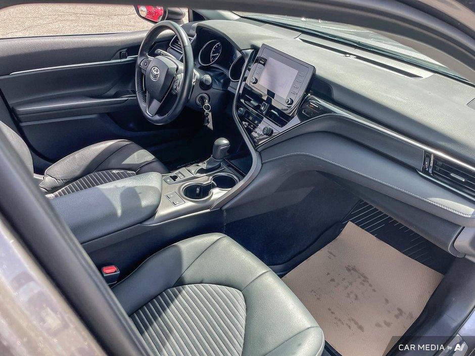 2023 Toyota Camry SE-11