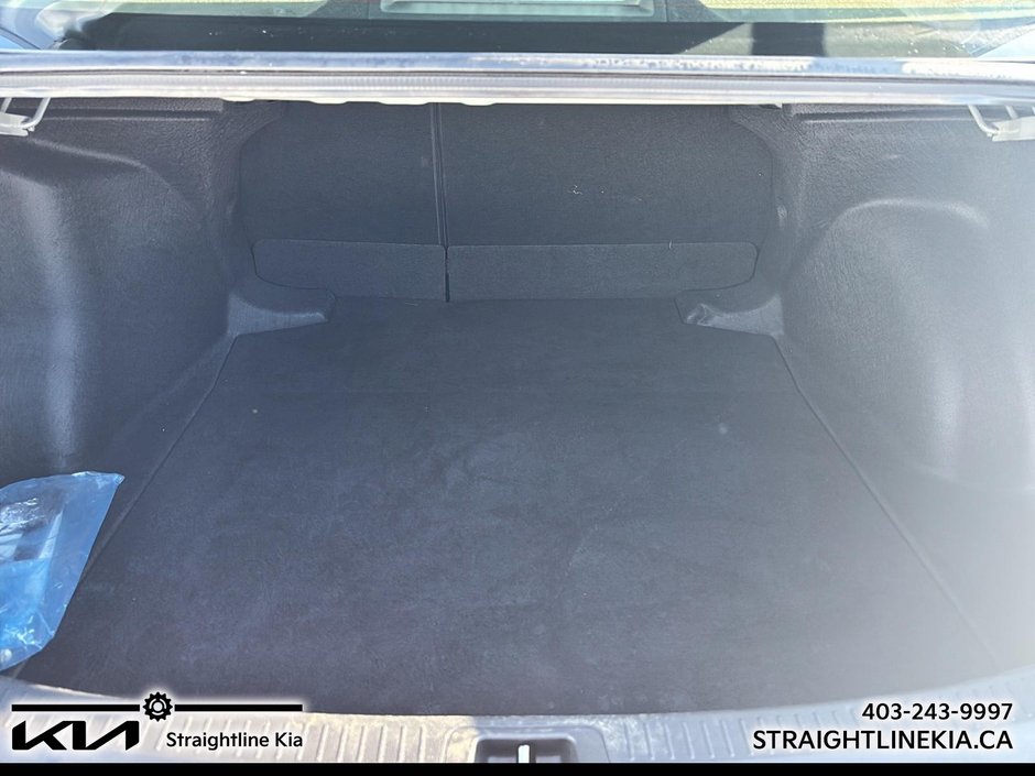 2025 Toyota COROLLA HYBRID LE-5